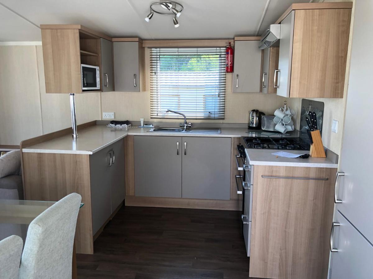 Popular Property In Bembridge Εξωτερικό φωτογραφία